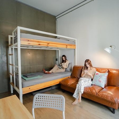Hybrit Hostel&Cafe หาดใหญ่ ภายนอก รูปภาพ
